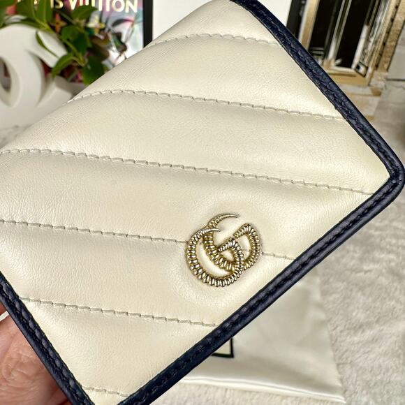Gucci Marmont cream and blue Leather Compact Wallet RARE! - Picture 3 of 16